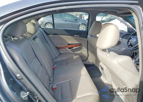 2011 Honda Accord Exl z USA, uszkodzony, nr VIN 1HGCP3F86BA025586